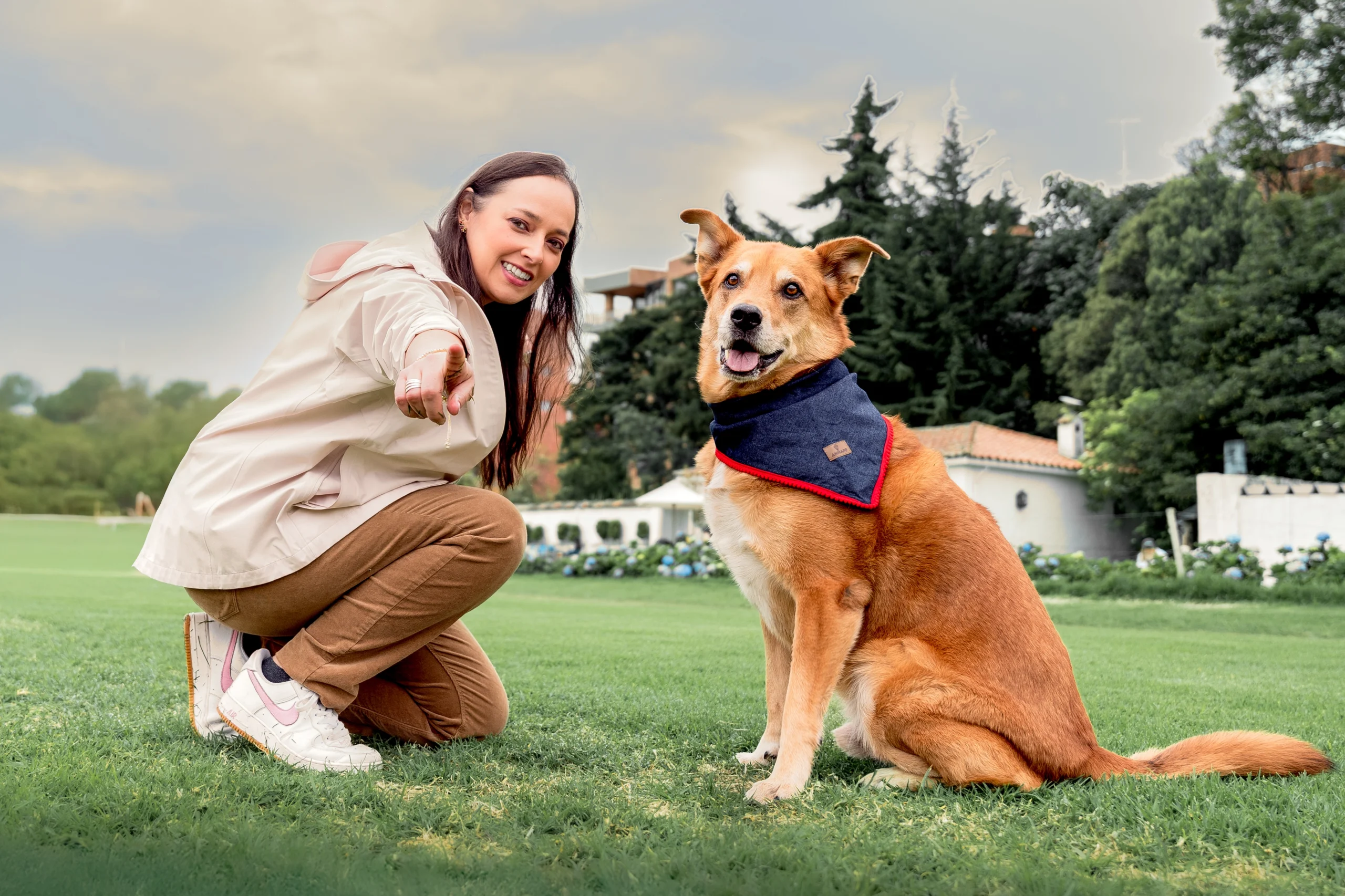 Valentina Arévalo Solano presenta Obediencia Básica para Humanos Nivel 1